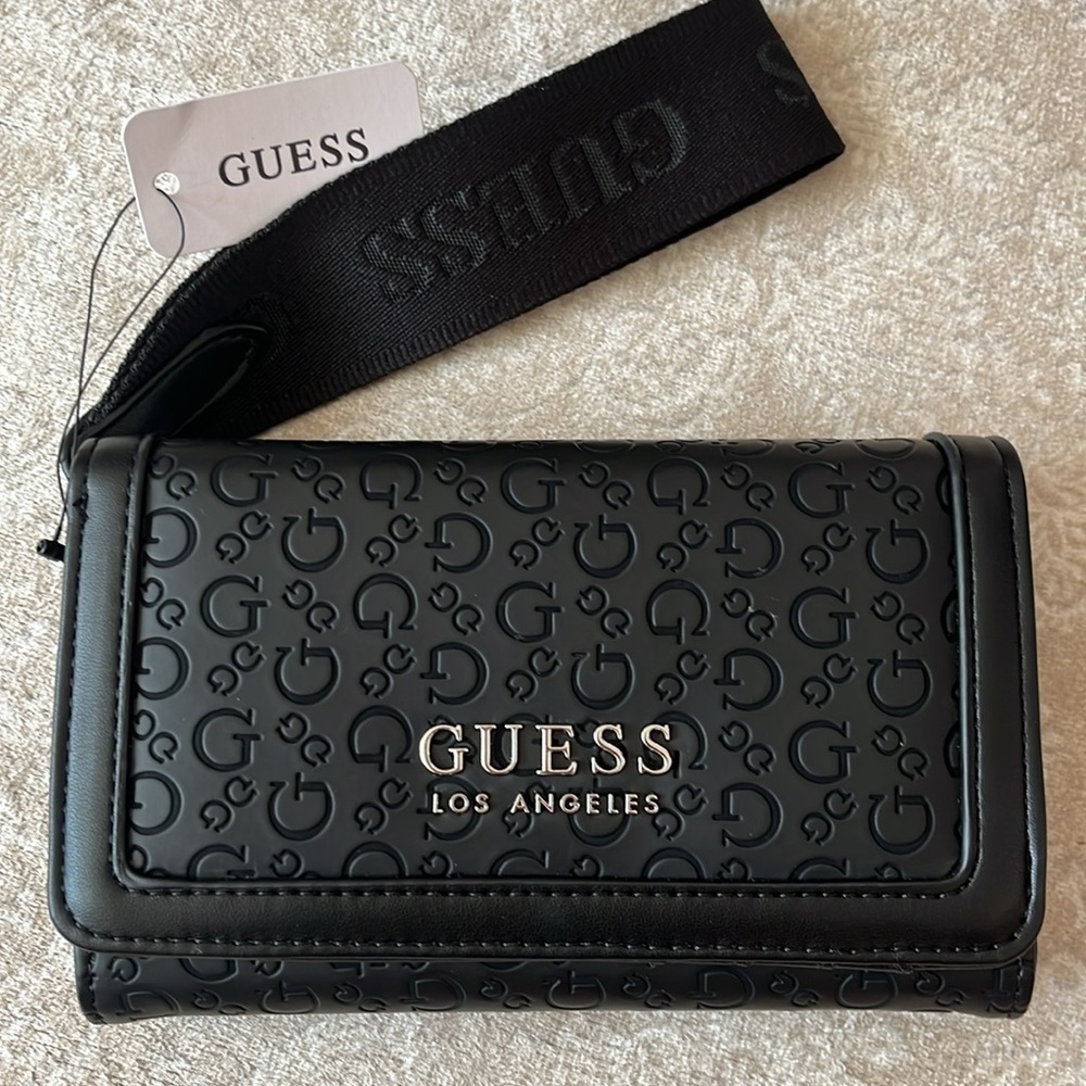 Brand New Guess Normandy Black Logo Wallet w/ Metal Logo White Wristlet Strap